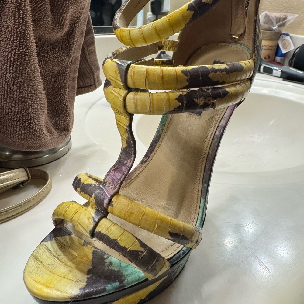 Rachel Zoe Yellow and Black Strappy Heels